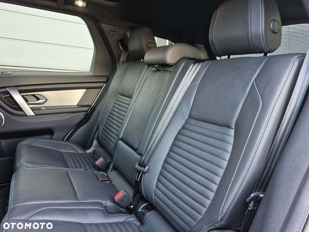 Land Rover Discovery Sport - 25