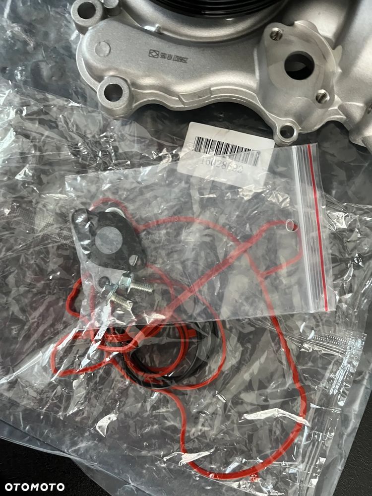 POMPA WODY CHRYSLER,JEEP,LANCIA K6814797AA,K68157161AA,K68157161AB,K68211202AB NOWE - 3