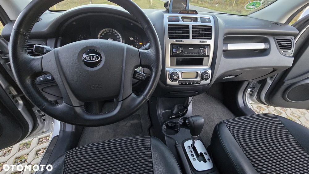Kia Sportage 2.0 CRDI LX - 19