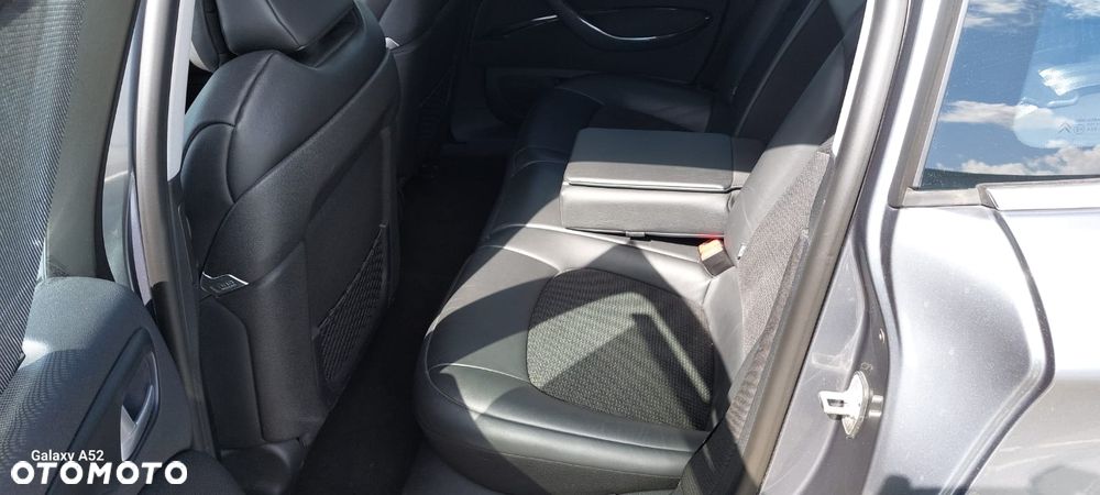 Citroën C5 2.7 HDi V6 Exclusive - 8