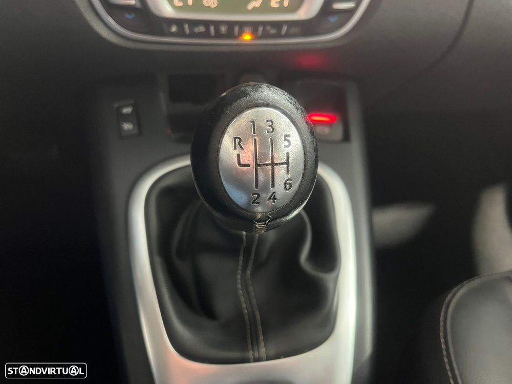 Renault Grand Scénic Energy dCi 110 S&S Bose Edition - 16