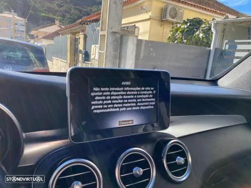 Mercedes-Benz GLC 250 d 4Matic 9G-TRONIC AMG Line - 28