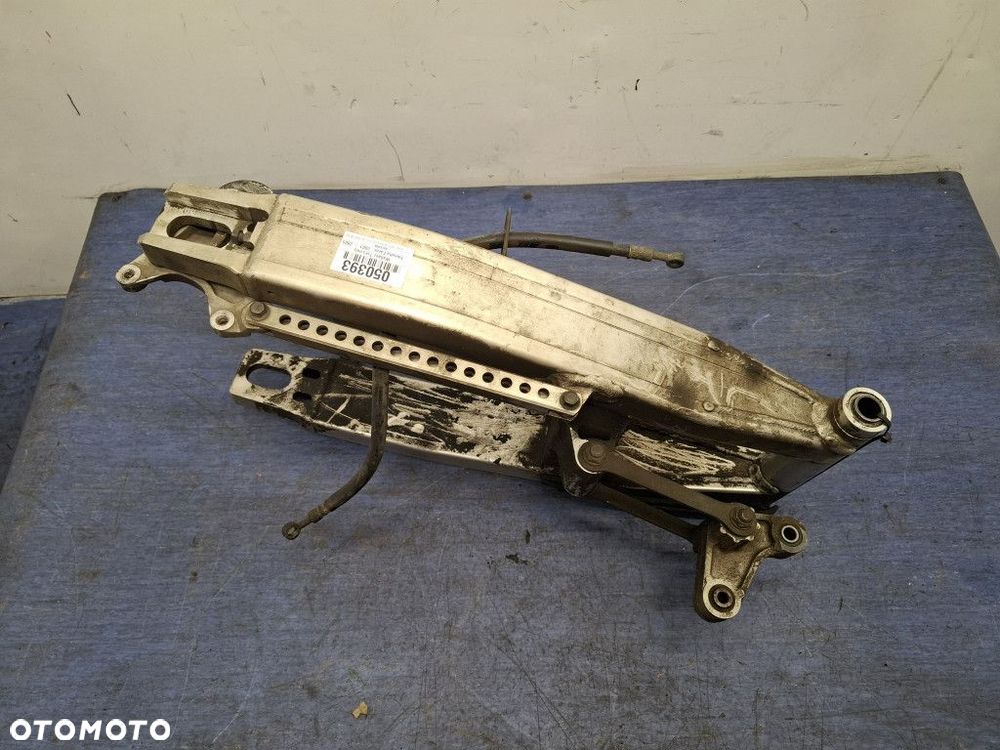 YAMAHA FAZER FZS 1000 WAHACZ TYŁ CENTRALNY - 11