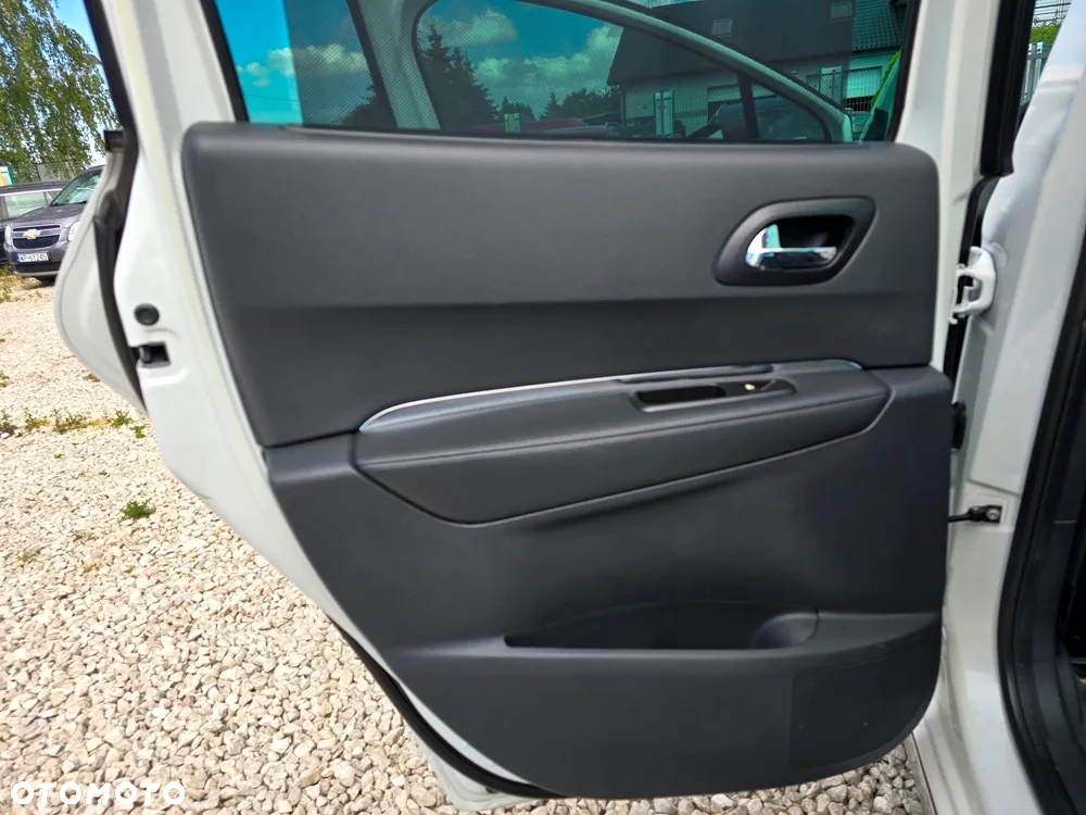 Peugeot 3008 HDi 160 Automatik Allure - 16