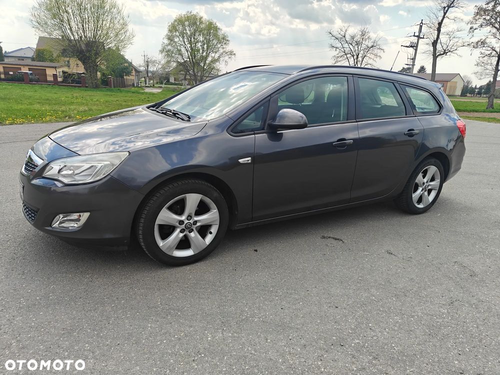 Opel Astra 1.4 T Essentia - 2
