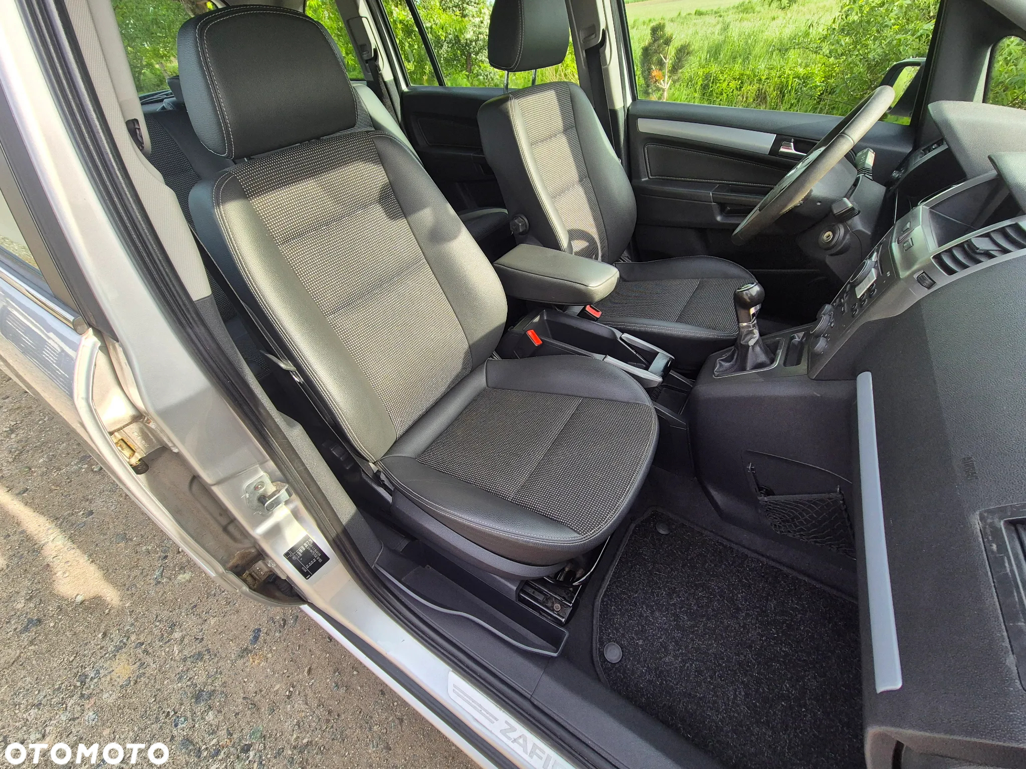 Opel Zafira 1.8 Design Edition - 23