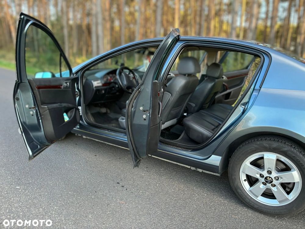Peugeot 407 - 14