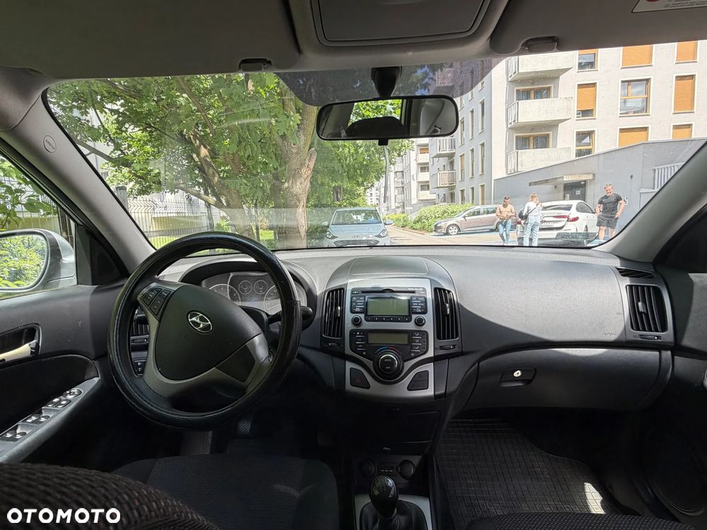 Hyundai i30 1.4 Classic + World Cup - 9