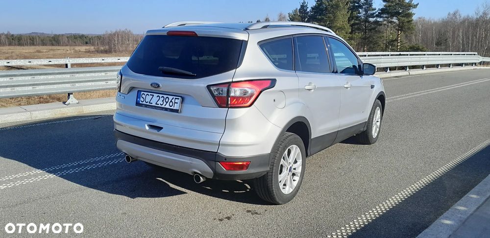 Ford Kuga 2.0 TDCi AWD Titanium - 3
