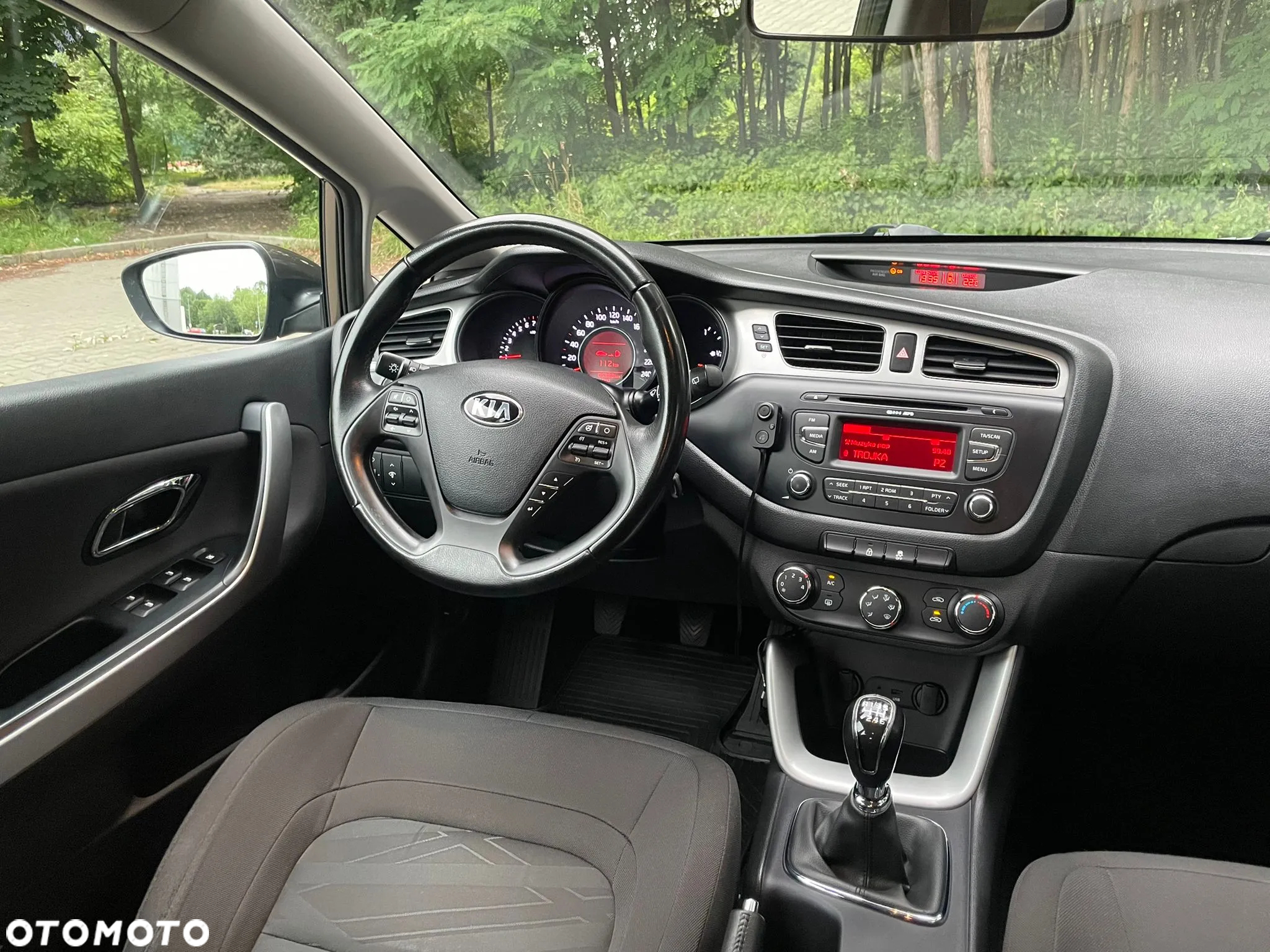 Kia Ceed 1.4 CVVT Attract - 31