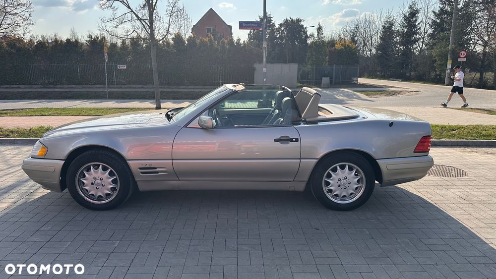 Mercedes-Benz SL - 12