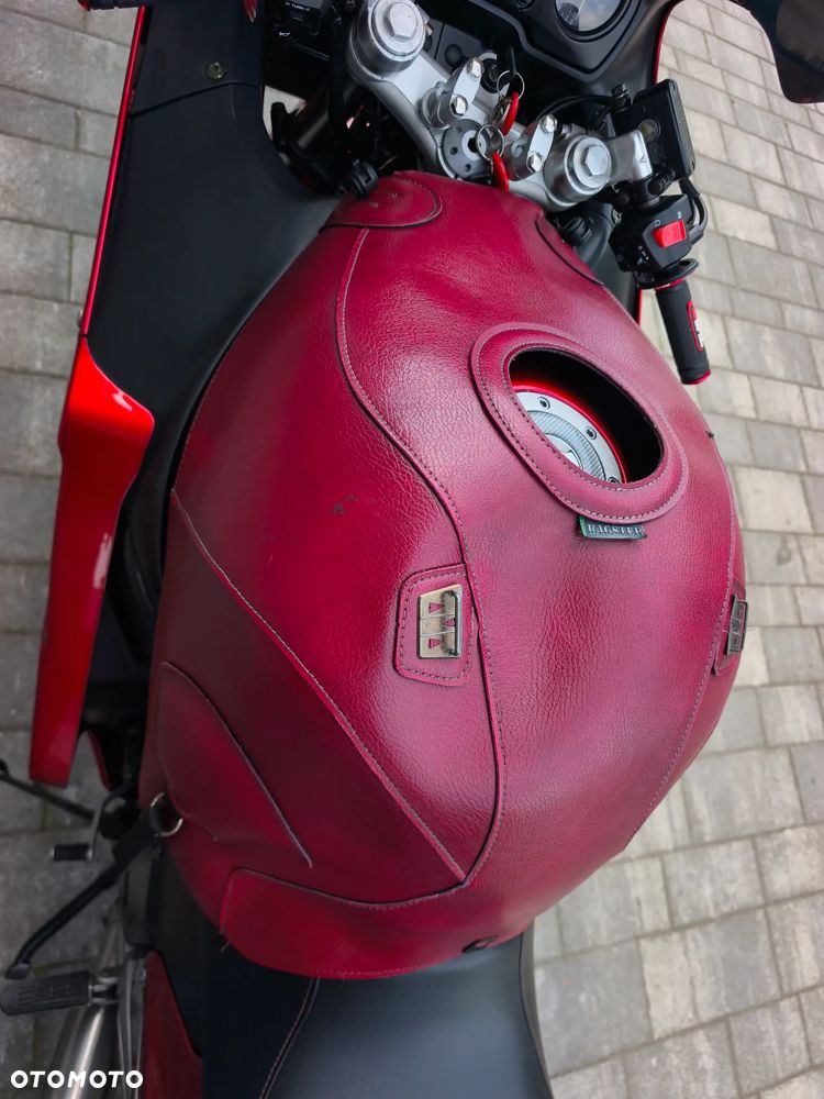 Honda CBR - 23