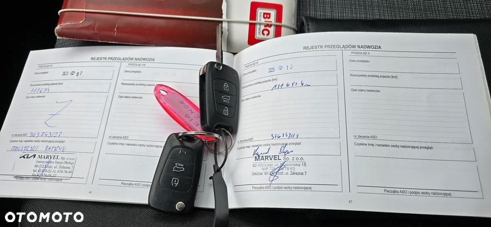 Kia Venga - 36