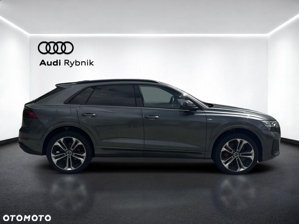 Audi Q8 - 6
