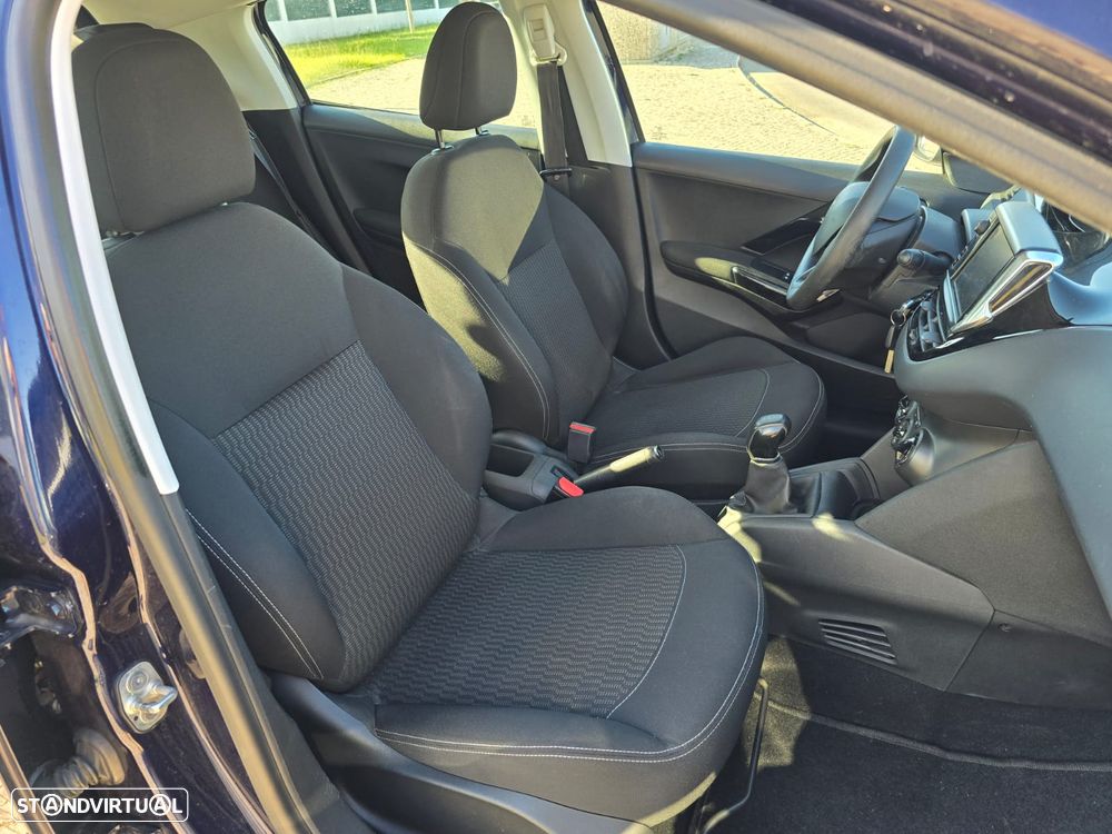 Peugeot 208 82 VTI Style - 9
