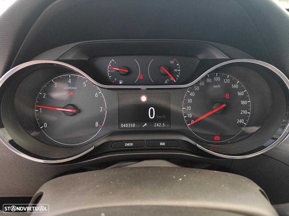 Opel Crossland 1.2 T Elegance - 31