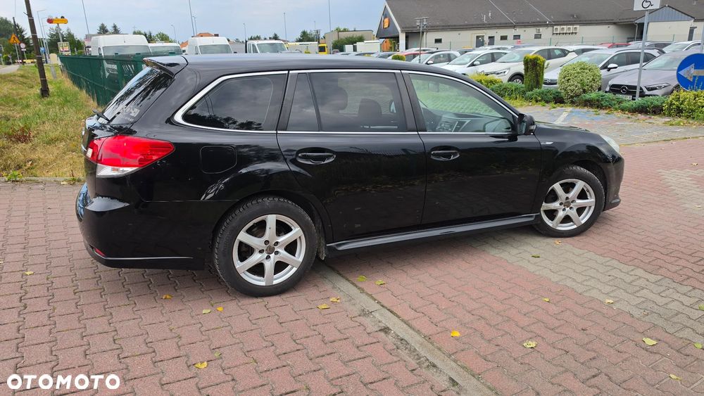Subaru Legacy - 15