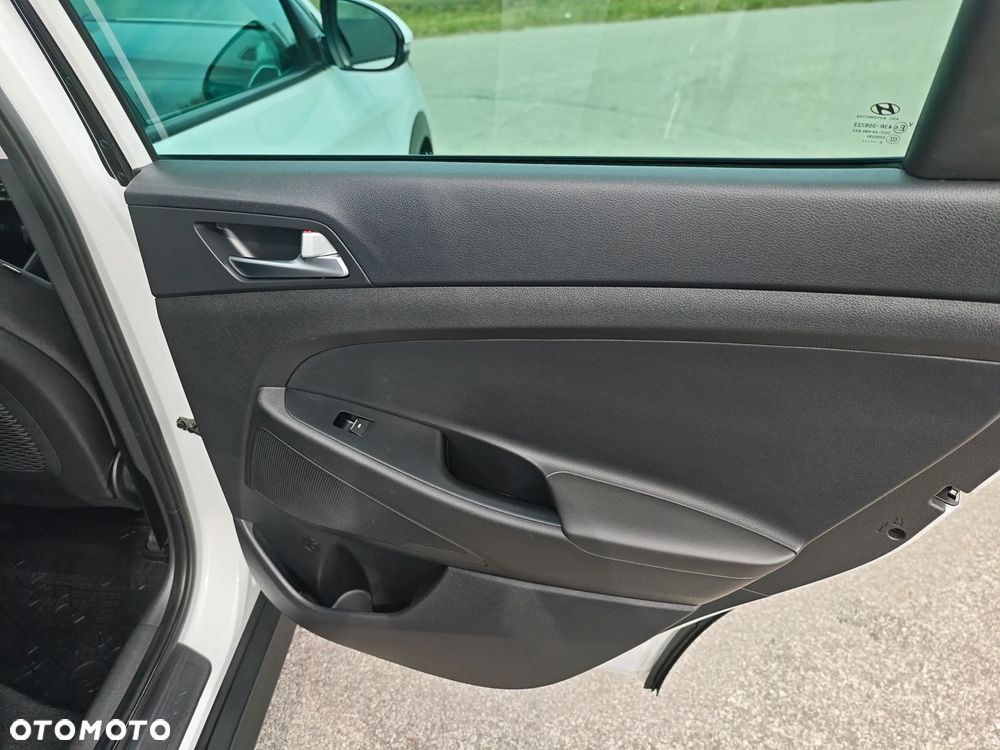 Hyundai Tucson 1.6 GDi Comfort 2WD - 23