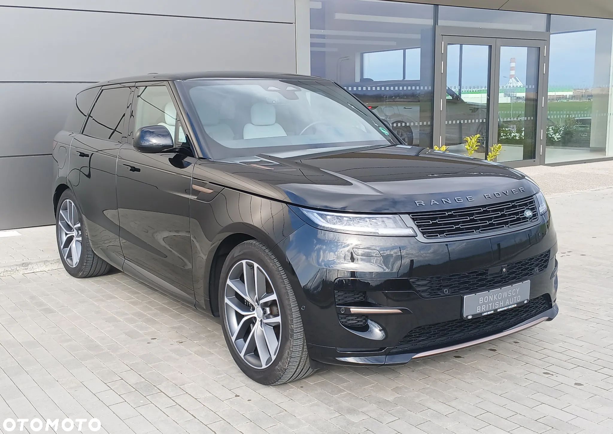 Land Rover Range Rover Sport - 1