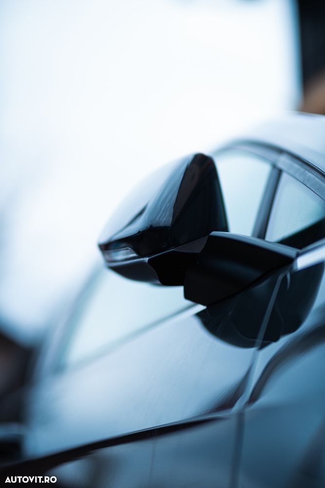 Volkswagen Golf - 5
