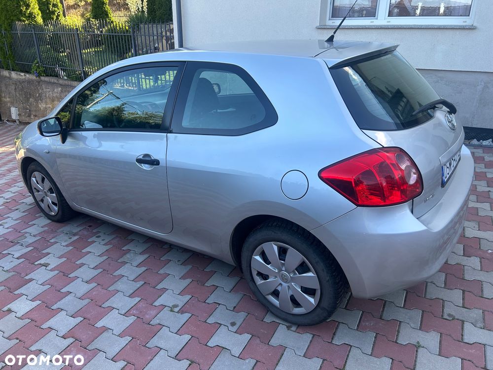 Toyota Auris 1.33 VVT-i Entry - 4