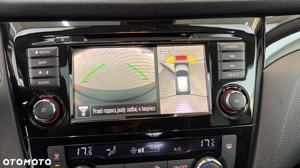 Nissan Qashqai 1.3 DIG-T N-Connecta DCT - 23