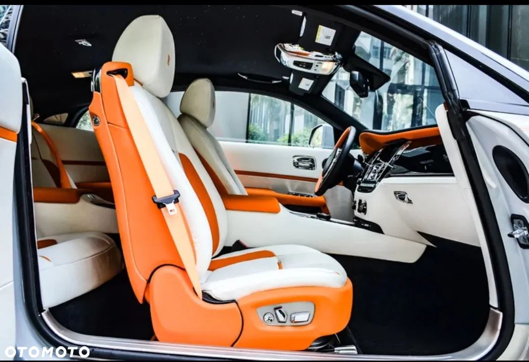 Rolls-Royce Wraith Black Badge - 4