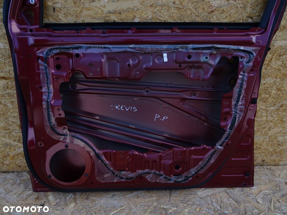 DRZWI PRAWY PRZÓD DAIHATSU TREVIS 06-09 LAK: R45 - 5