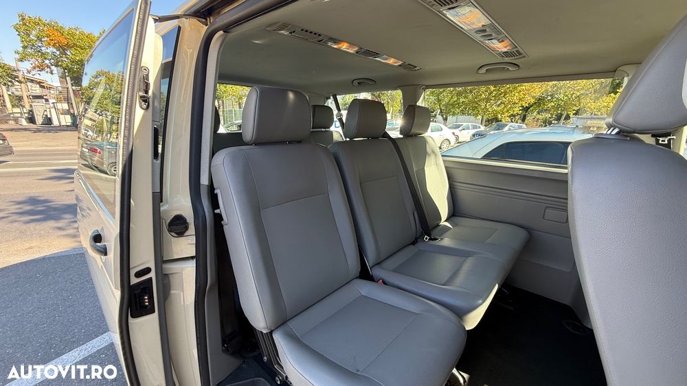 Volkswagen Caravelle - 7