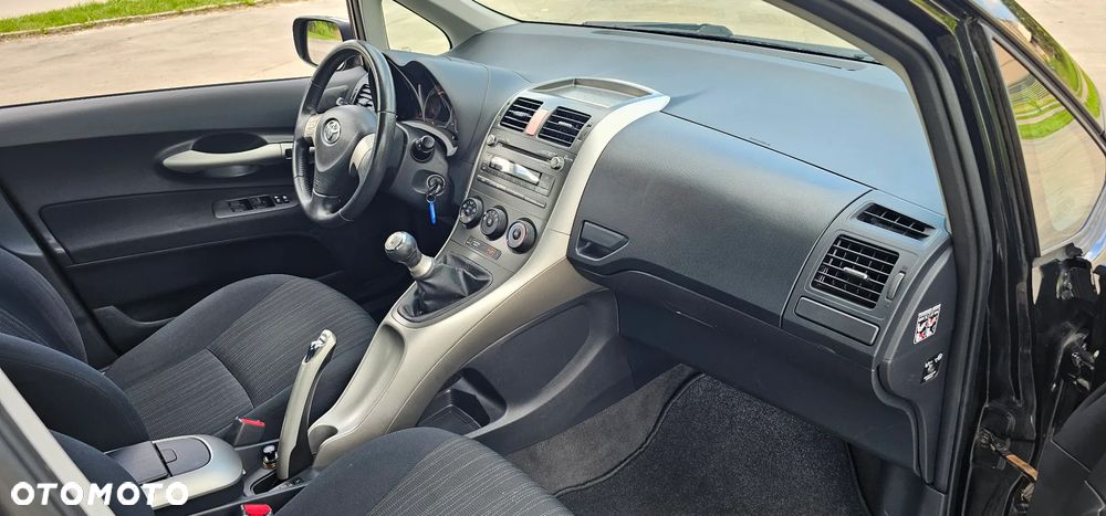 Toyota Auris 1.6 VVT-i Team - 31