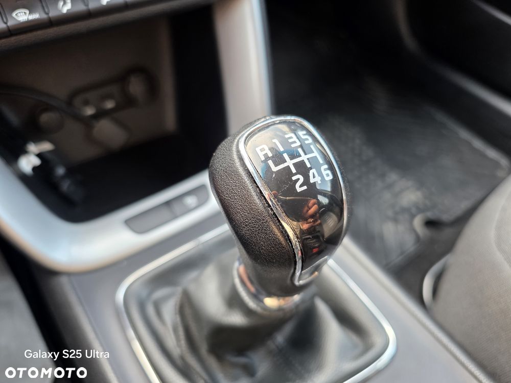 Kia Ceed 1.6 GDI ISG Dream Team Edition - 12
