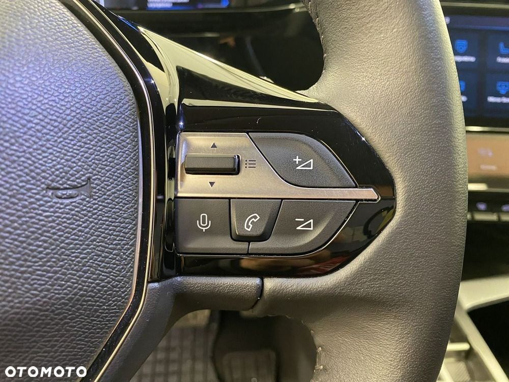 Peugeot 408 1.2 PureTech Allure S&S EAT8 - 23