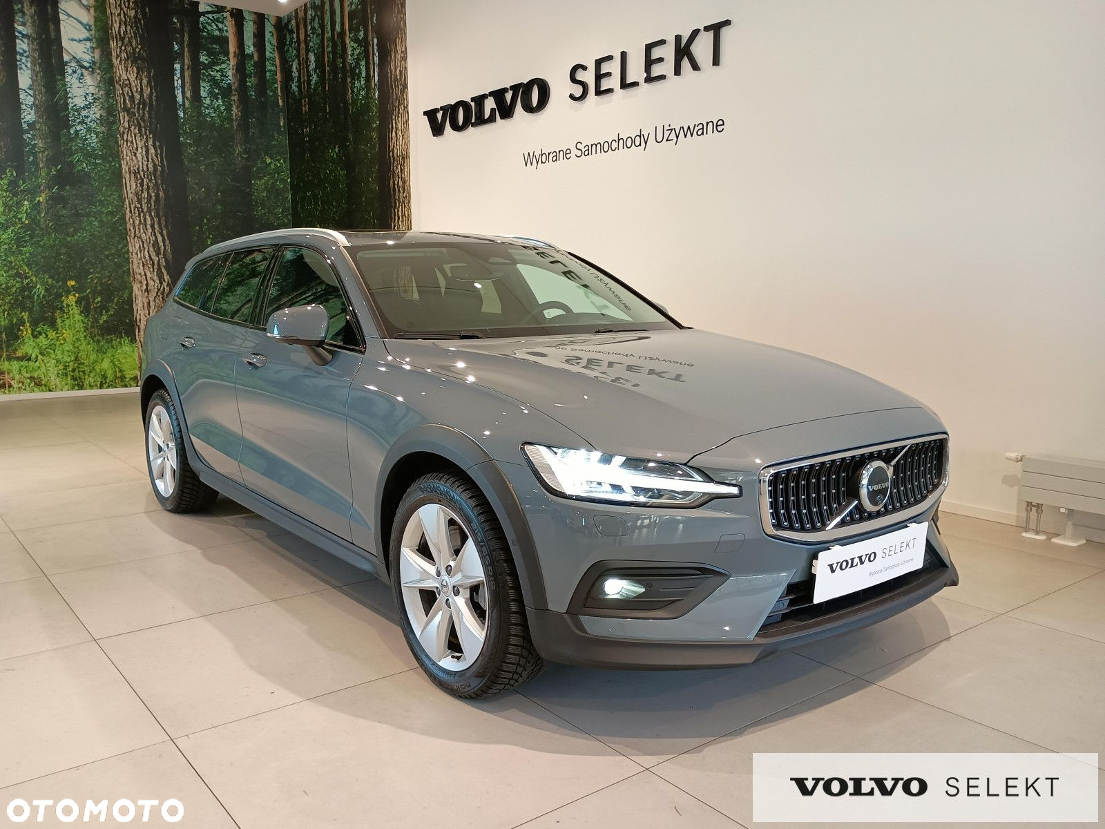 Volvo V60 Cross Country - 3