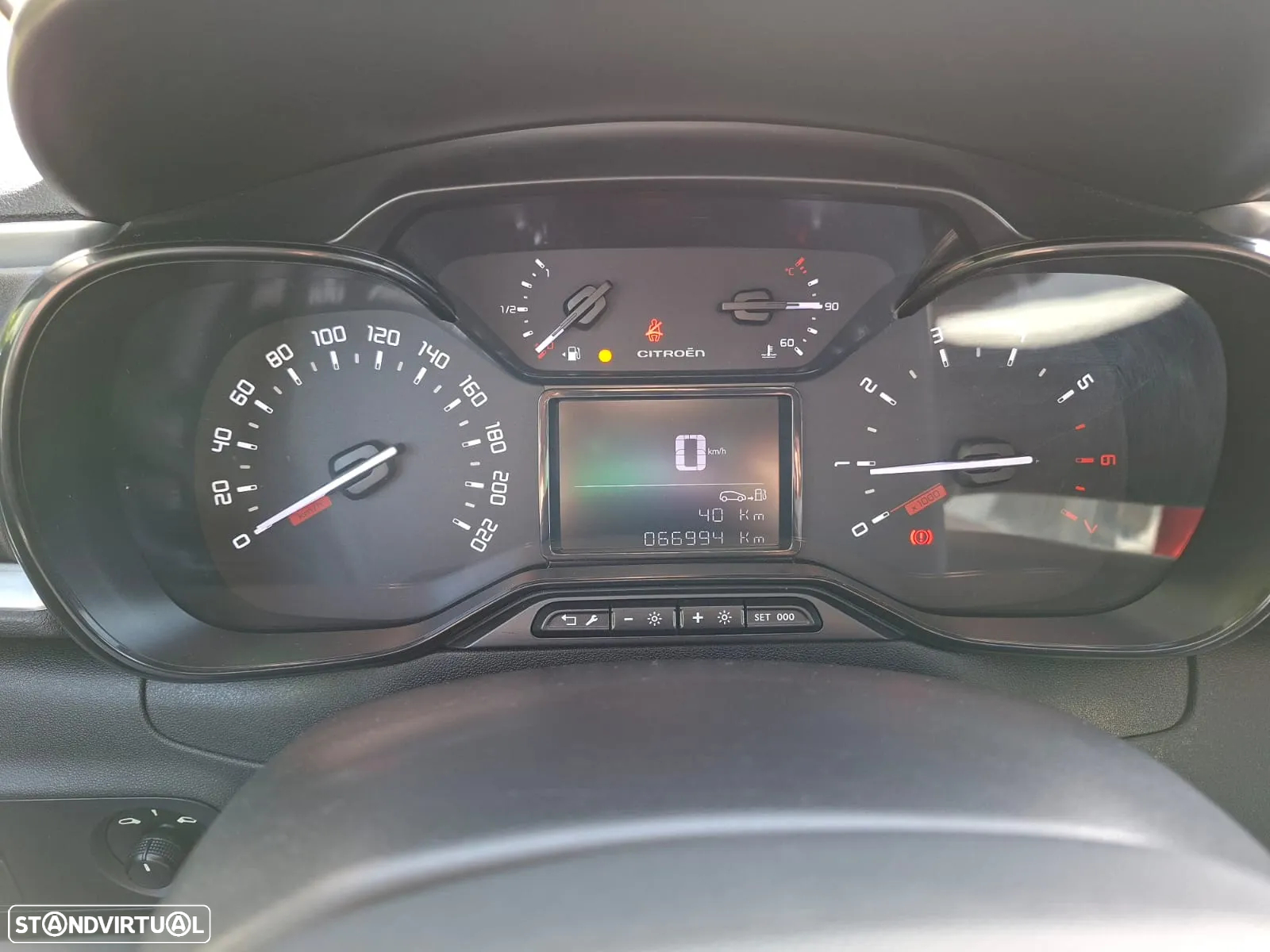 Citroën C3 1.2 PureTech Shine - 16