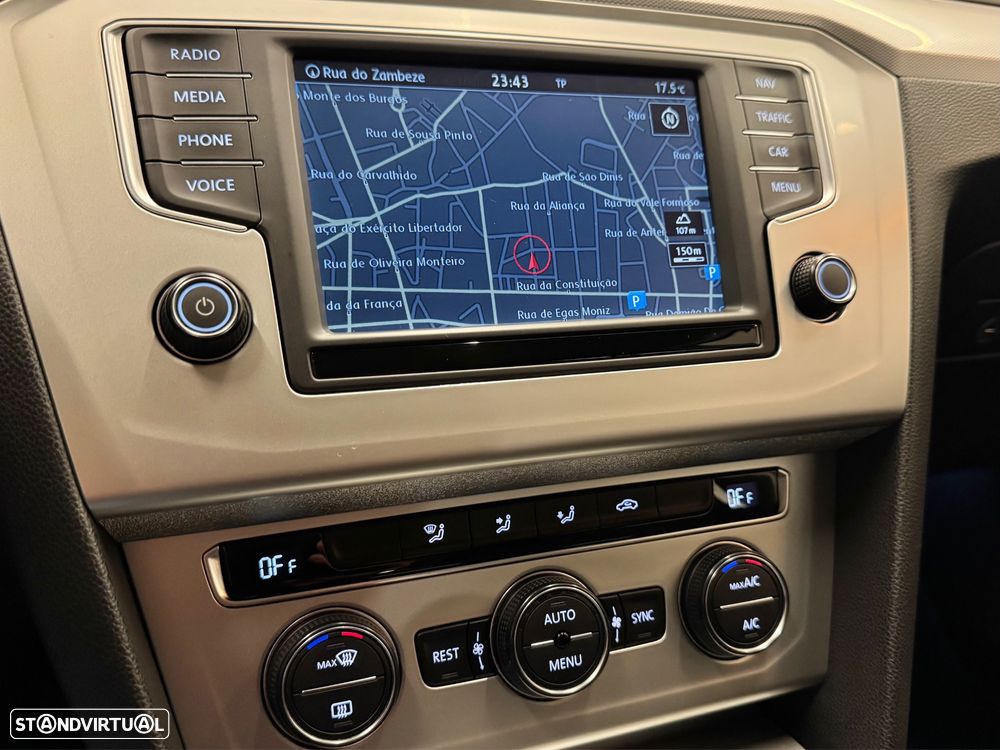 VW Passat Variant 1.6 TDI Confortline - 12