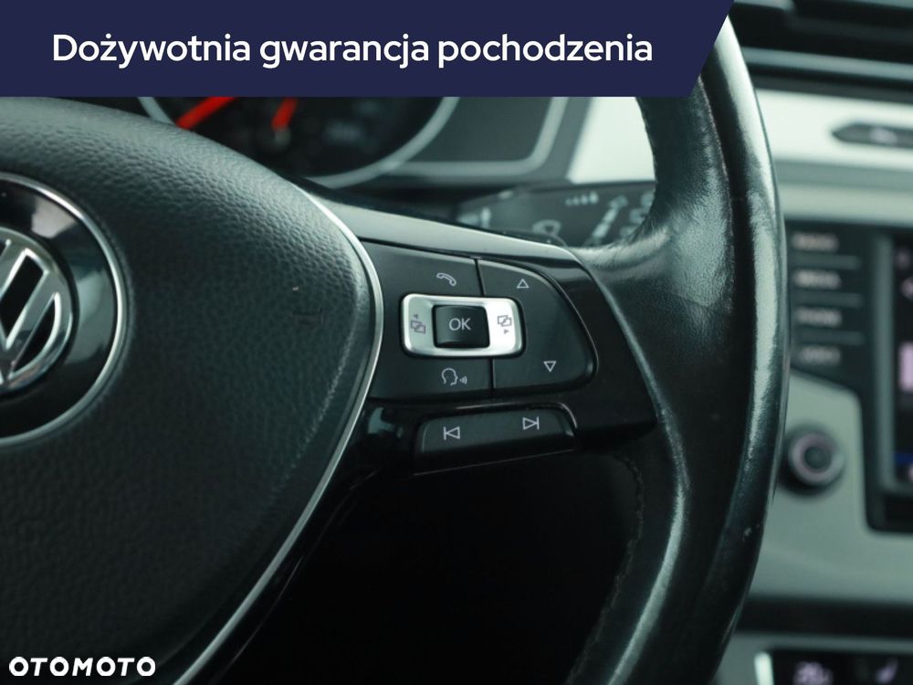 Volkswagen Passat Variant - 17