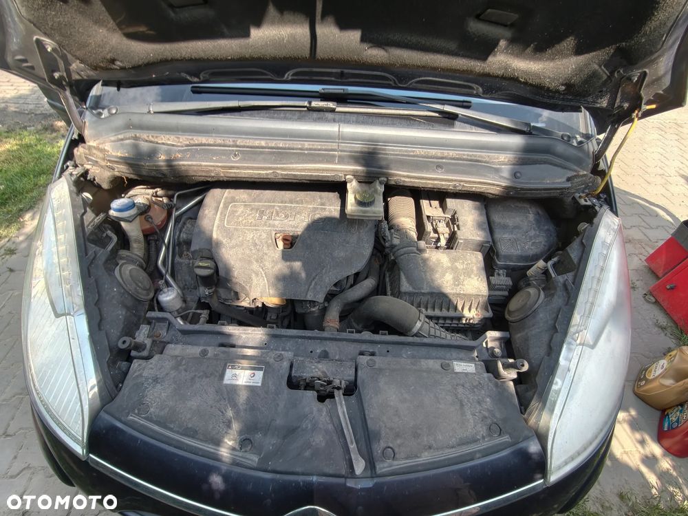 Citroën C4 Grand Picasso - 15
