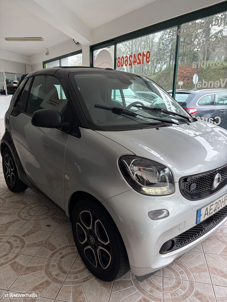 Smart Fortwo Cabrio EQ passion edition nightsky - 3