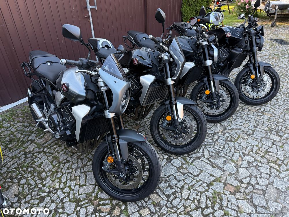 Honda CB - 34