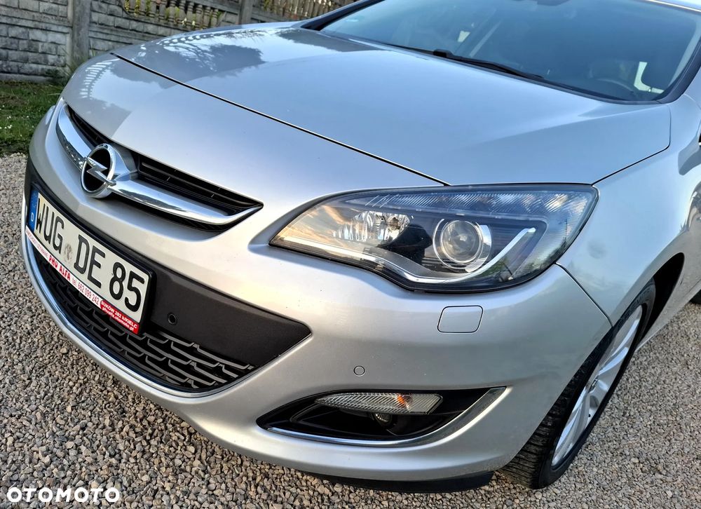 Opel Astra 1.4 Turbo Cosmo - 34