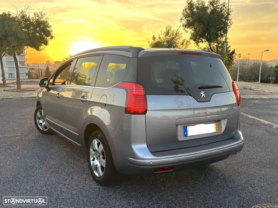 Peugeot 5008 1.6 E-HDi Active 2-Tronic - 2