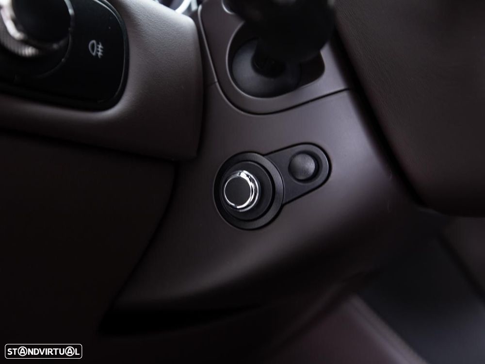 Bentley Continental GT V8 - 16