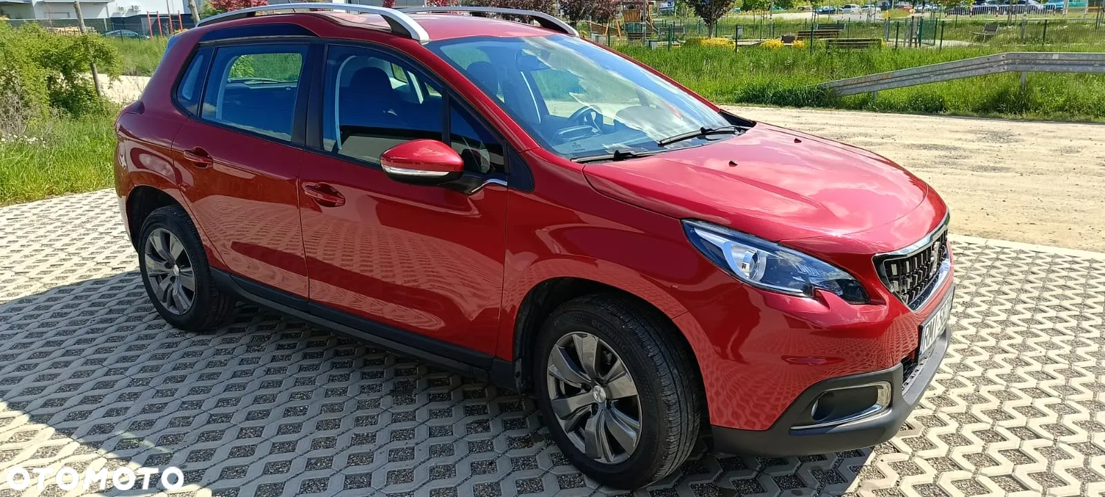 Peugeot 2008 - 6