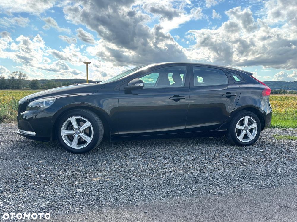 Volvo V40 D2 Momentum - 7