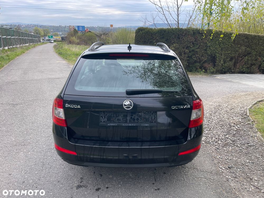 Skoda Octavia 1.6 TDI Joy - 7