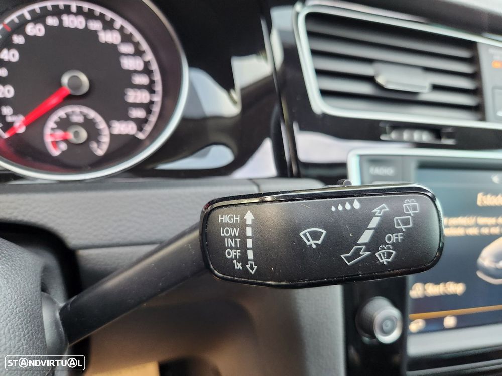 VW Golf 2.0 TDI BlueMotion Edition - 23