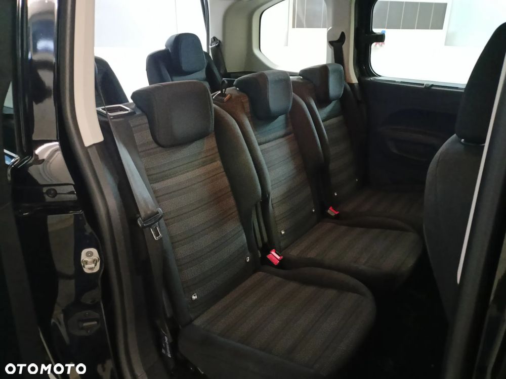 Opel Combo 1.2 Turbo Start/Stop Innovation - 21