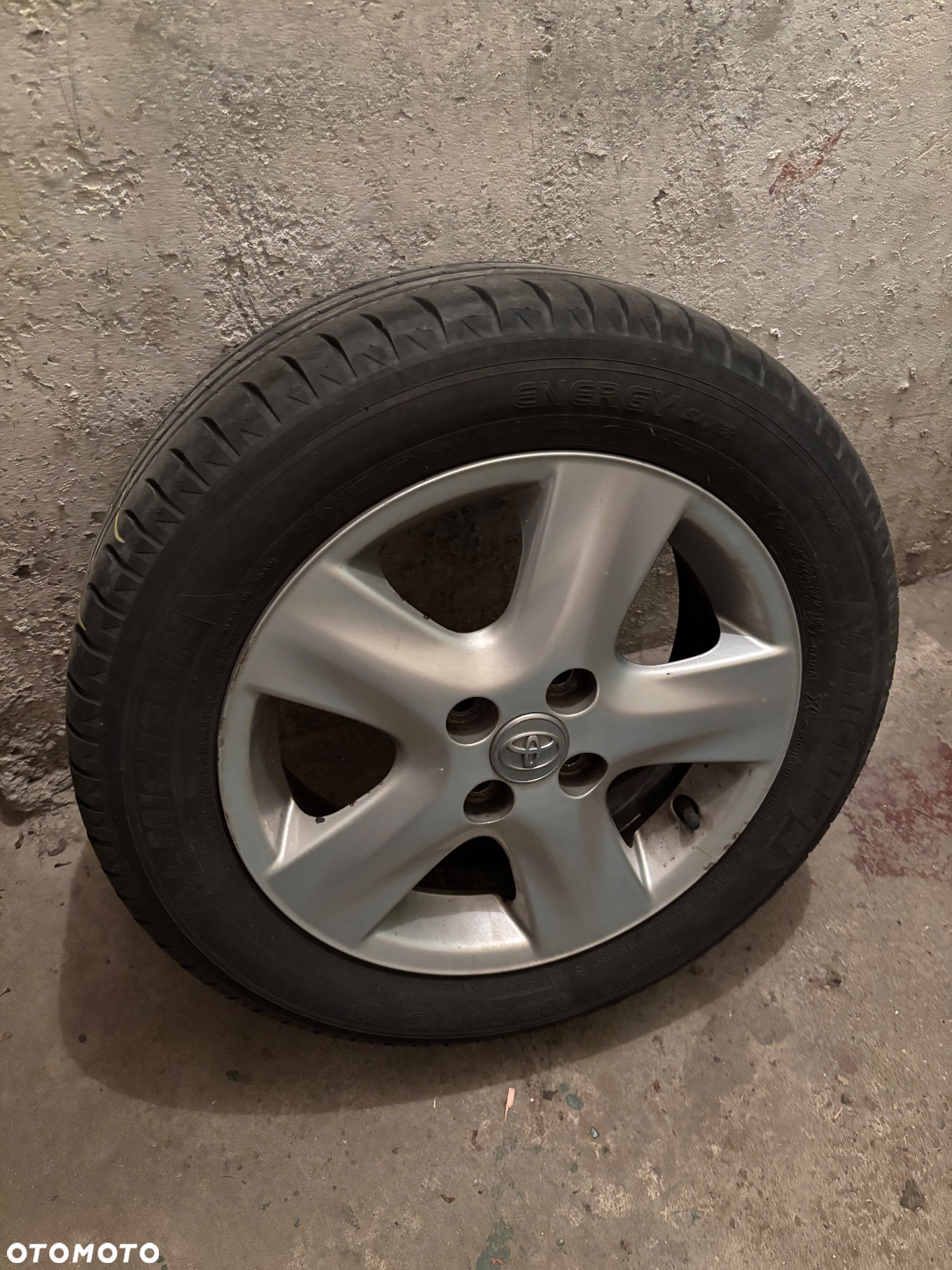 Toyota Yaris 1.3 - 24