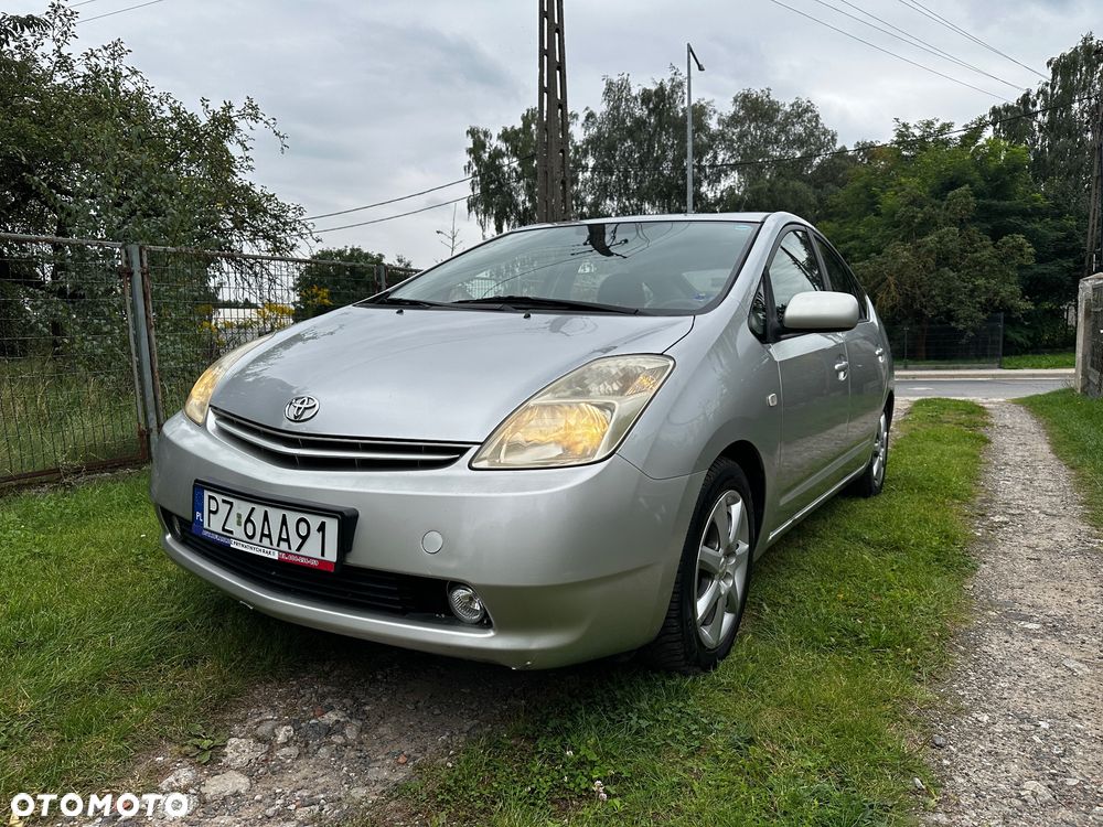 Toyota Prius 1.5 VVT-i Sol (nav) - 1