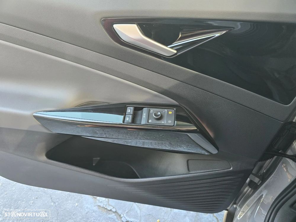 VW ID.4 77 kWh Pro Black Style - 10